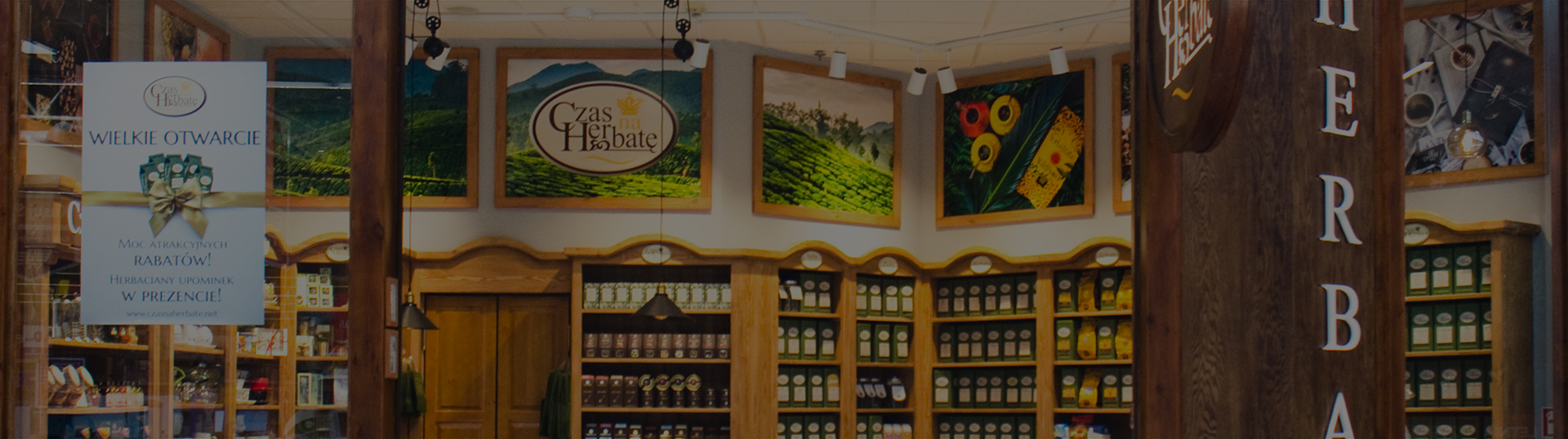 Wnętrze sklepu Czas na Herbatę w centrum handlowym Aleja Bielany we Wrocławiu