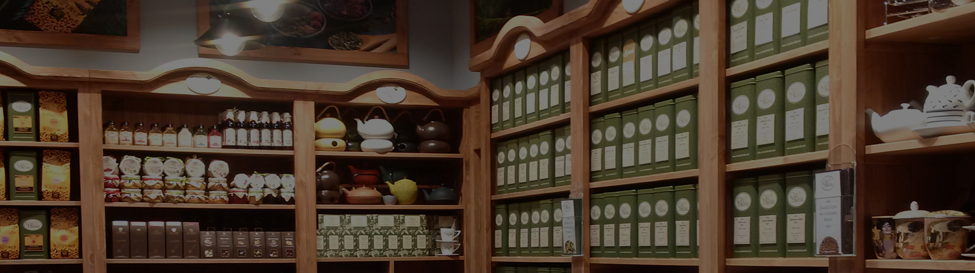 Wnętrze sklepu Czas na Herbatę w centrum handlowym Bielawy w Toruniu