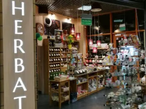 The interior of the Czas na Herbatê store in the Skorosze shopping center in Warsaw.