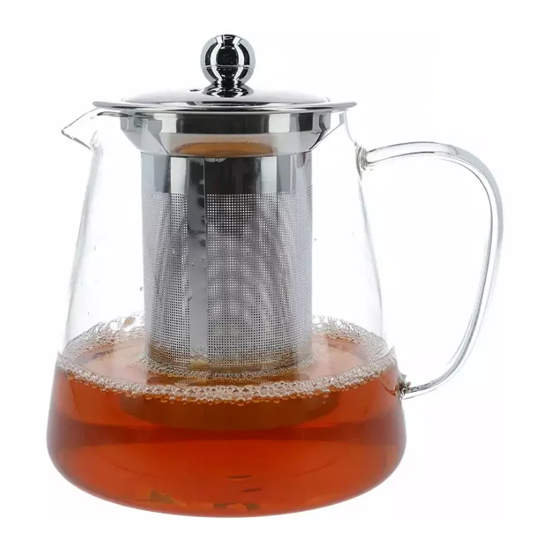 Szklany dzbanek z herbatą z filtrem i metalową pokrywką