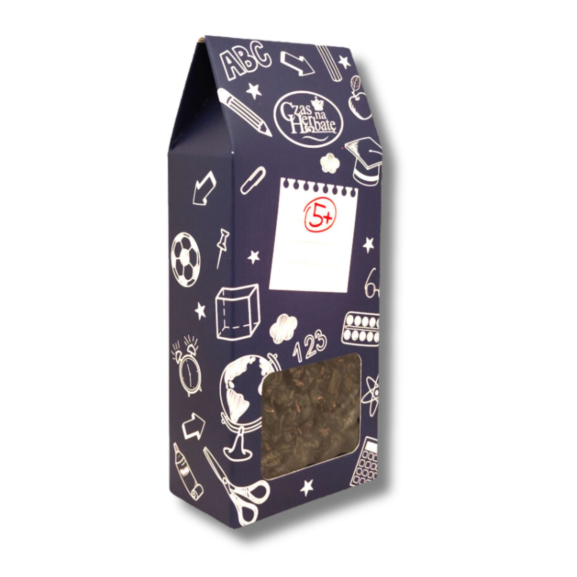 Widok z boku na granatowe opakowanie herbaty Czas na Herbatę ze szkolnymi grafikami, napisem "5+", okienkiem z zawartością.