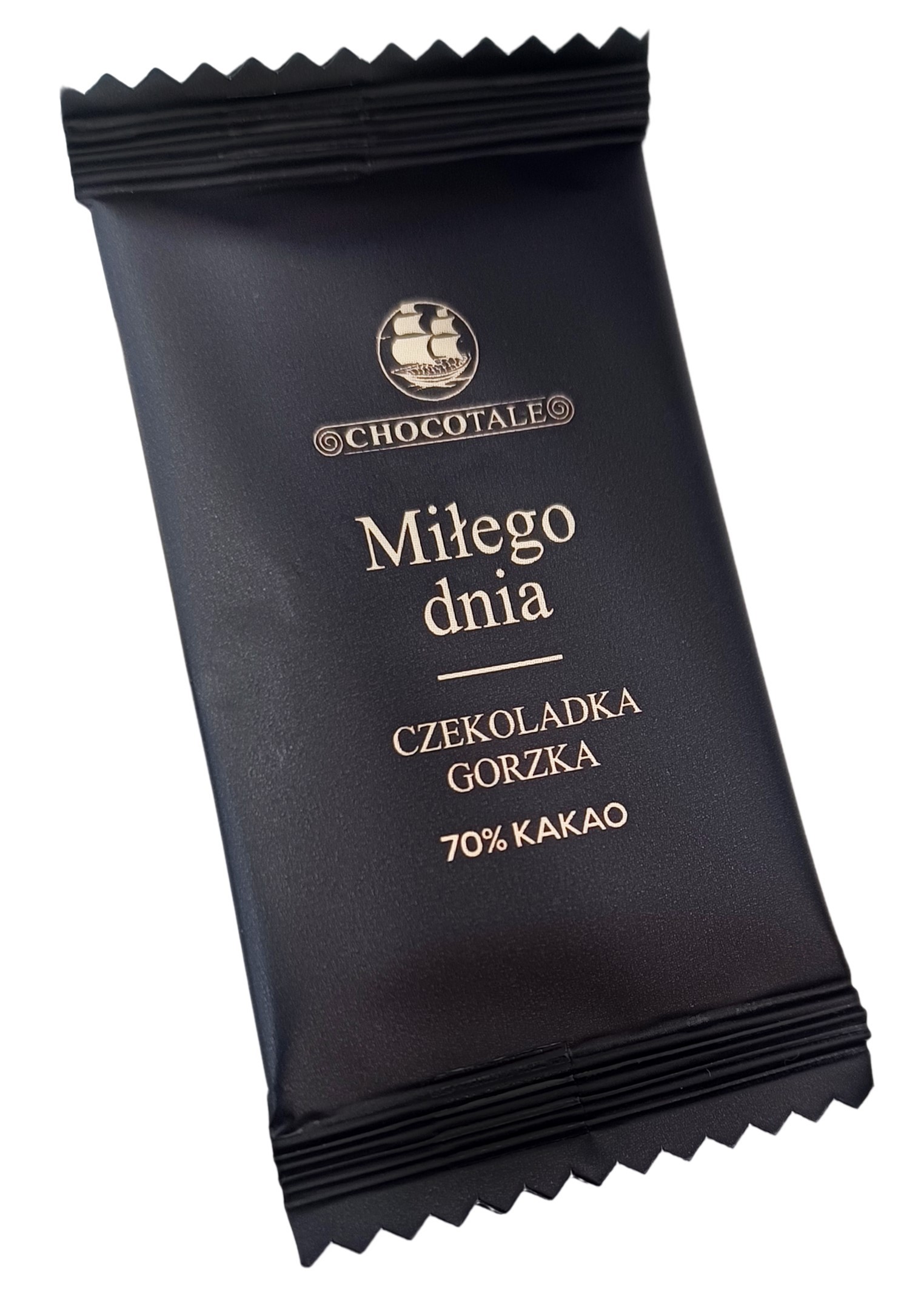 Czekoladka gorzka 70% kakao w eleganckim czarnym opakowaniu z napisem „Miłego dnia” marki Chocotale.